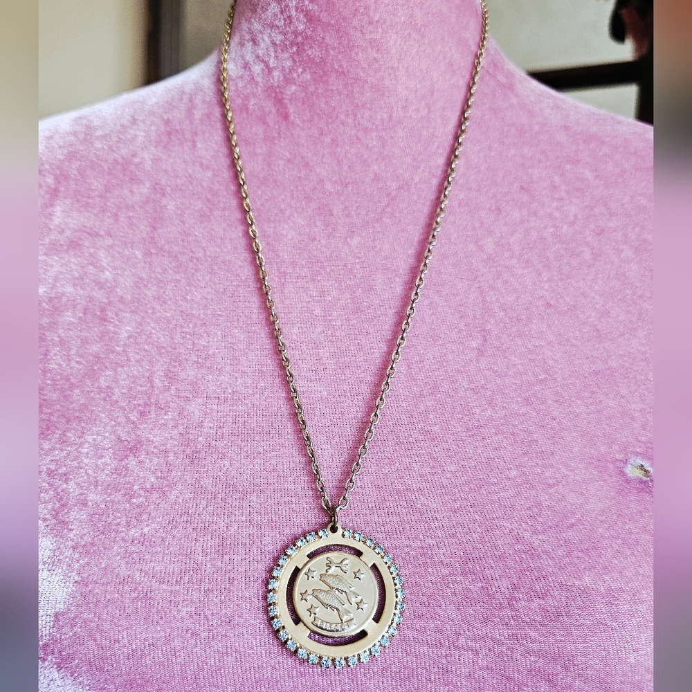 Vintage 1970's Pisces Pendant Necklace. Pisces. Pendant Necklace.